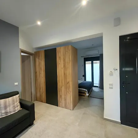 Archo's 2 Smart Location, Private Parking